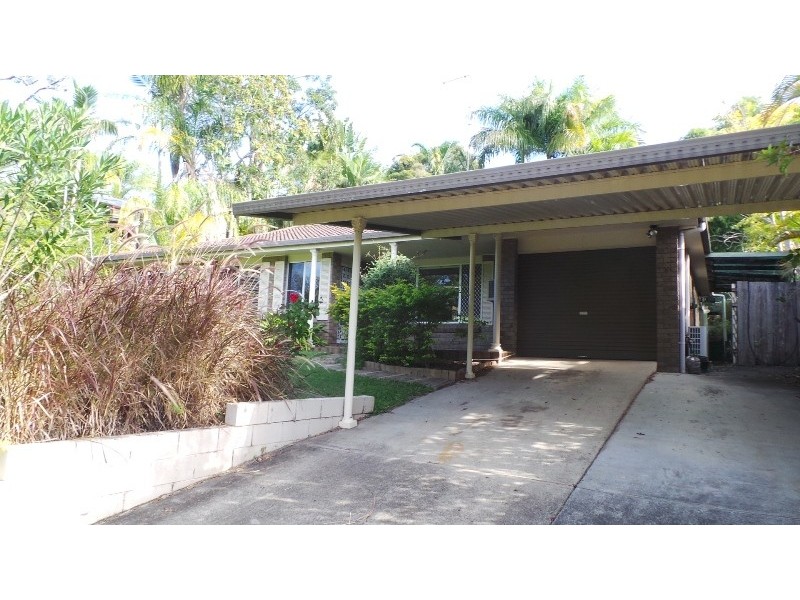 */16 Tambourah Drive, Benowa QLD 4217