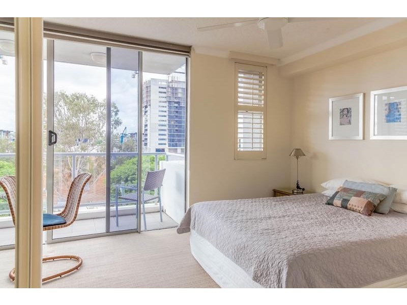 S06/8 Cordelia st, South Brisbane QLD 4101