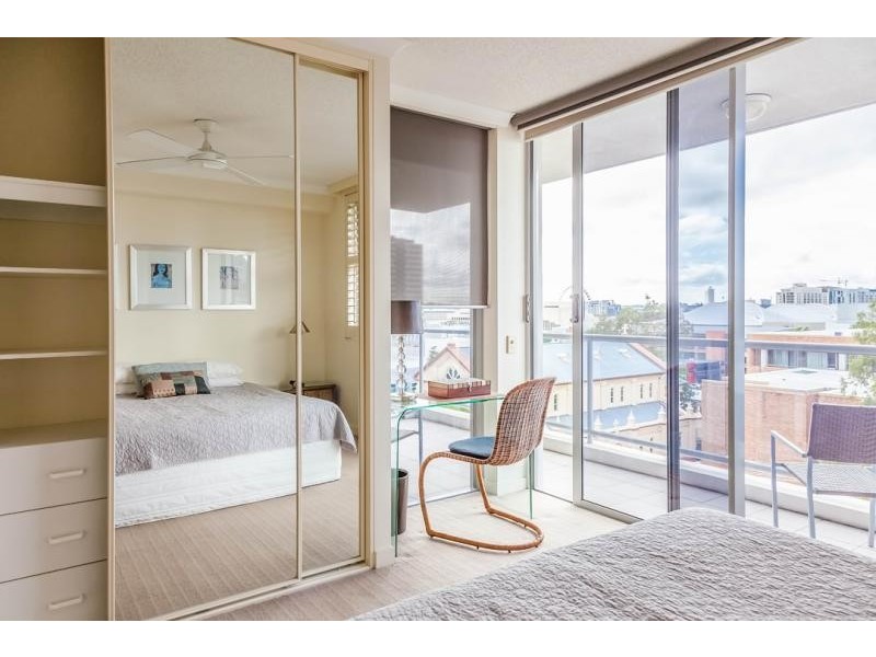 S06/8 Cordelia st, South Brisbane QLD 4101