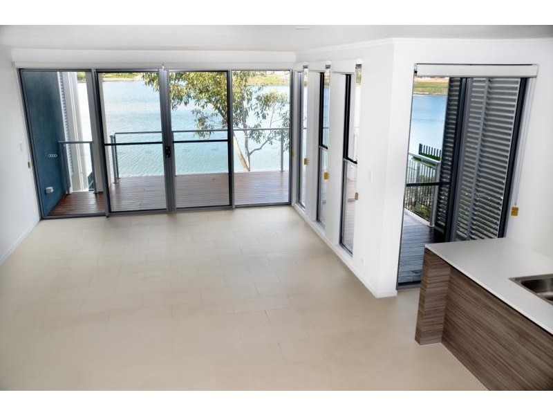 29/29-49 Varsity Parade, Varsity Lakes QLD 4227