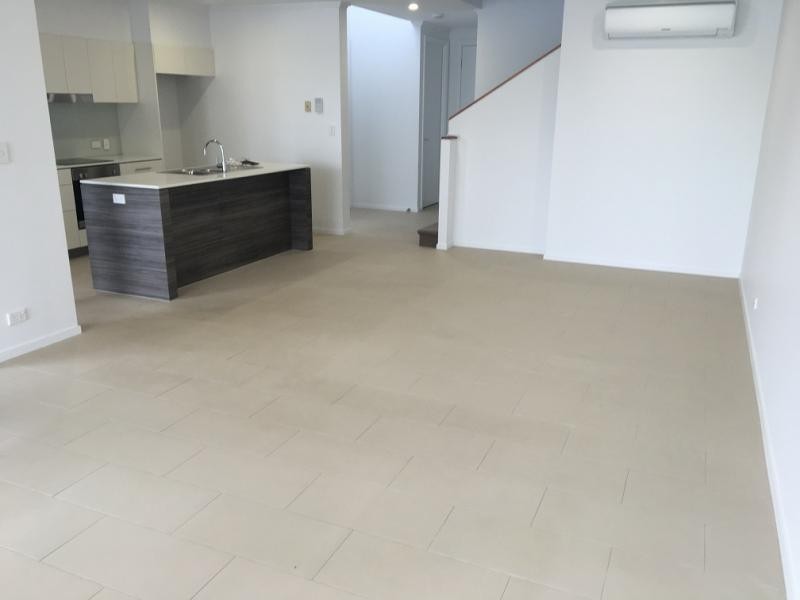 29/29-49 Varsity Parade, Varsity Lakes QLD 4227