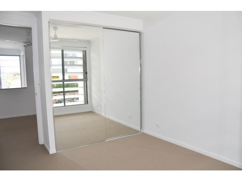 29/29-49 Varsity Parade, Varsity Lakes QLD 4227