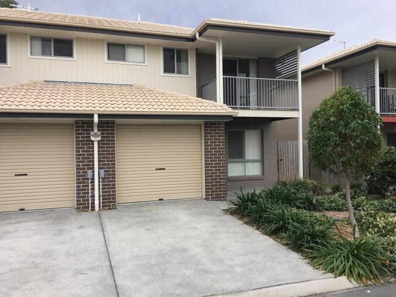 Pacific Pines QLD 4211
