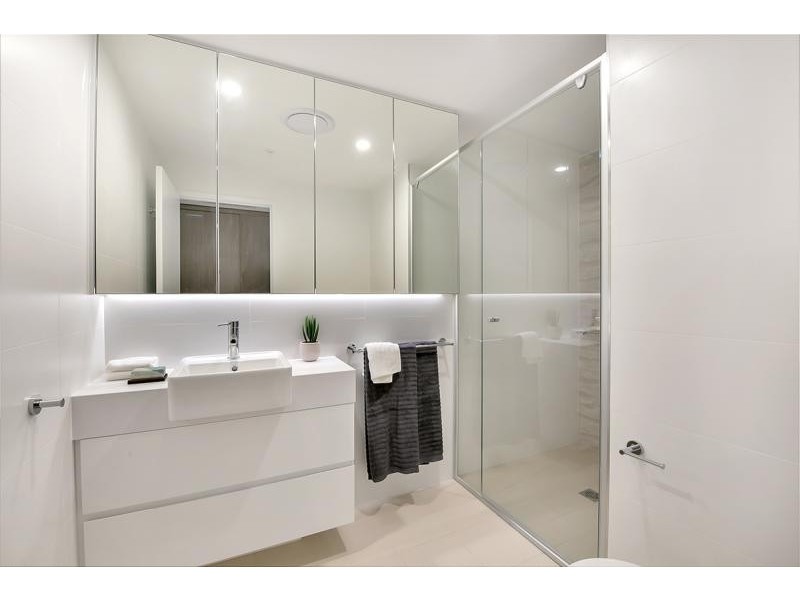 1038/123 Cavendish Road, Coorparoo QLD 4151