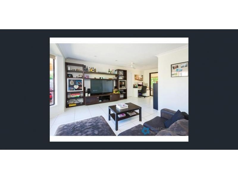 21 Melbourne Road, Arundel QLD 4214