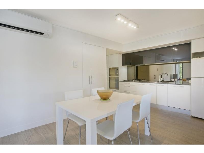 6/125 MELBOURNE ST, South Brisbane QLD 4101