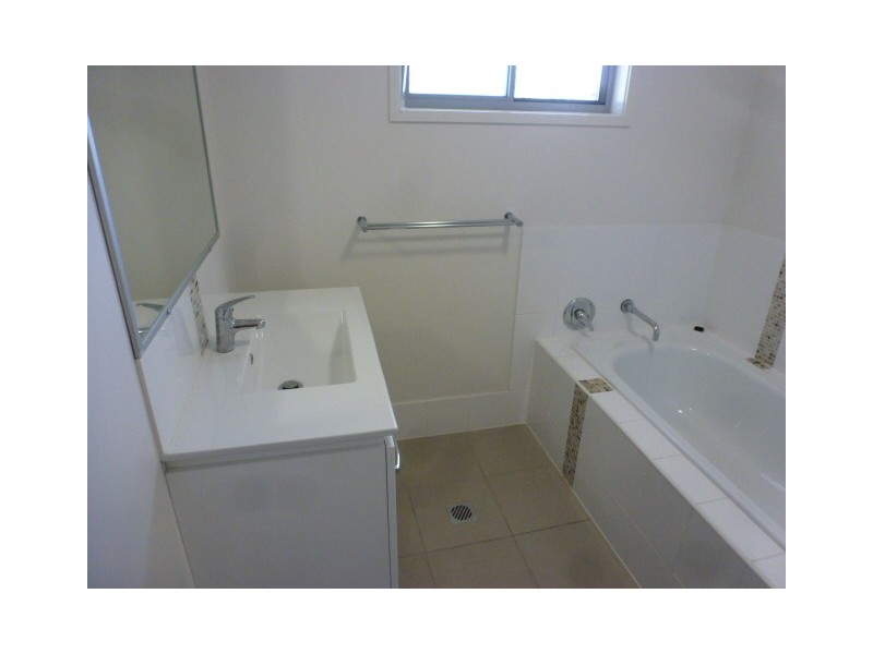 86 Carselgrove Ave, Fitzgibbon QLD 4018
