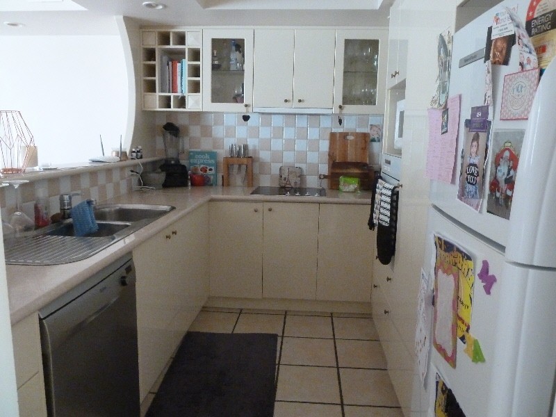 8/22-34 Glenside Drive, Robina QLD 4226