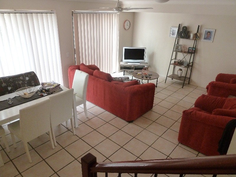 8/22-34 Glenside Drive, Robina QLD 4226