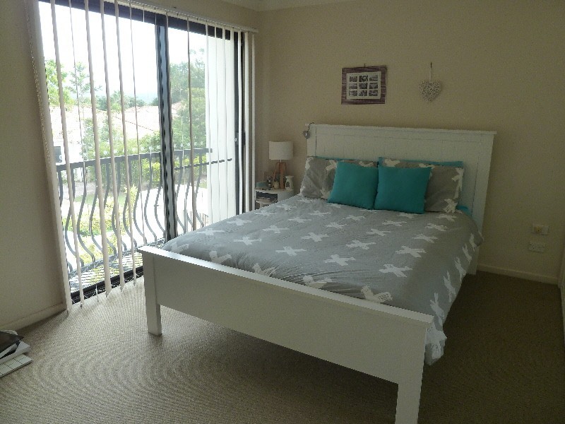 8/22-34 Glenside Drive, Robina QLD 4226