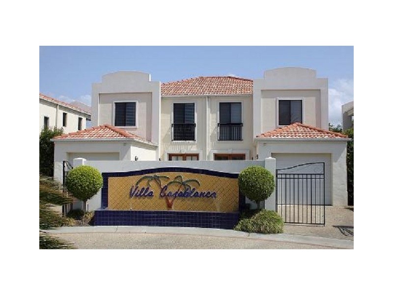 * Magnolia Dr, Hope Island QLD 4212