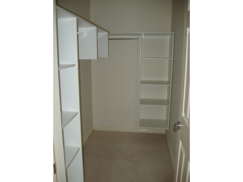 * Magnolia Dr, Hope Island QLD 4212