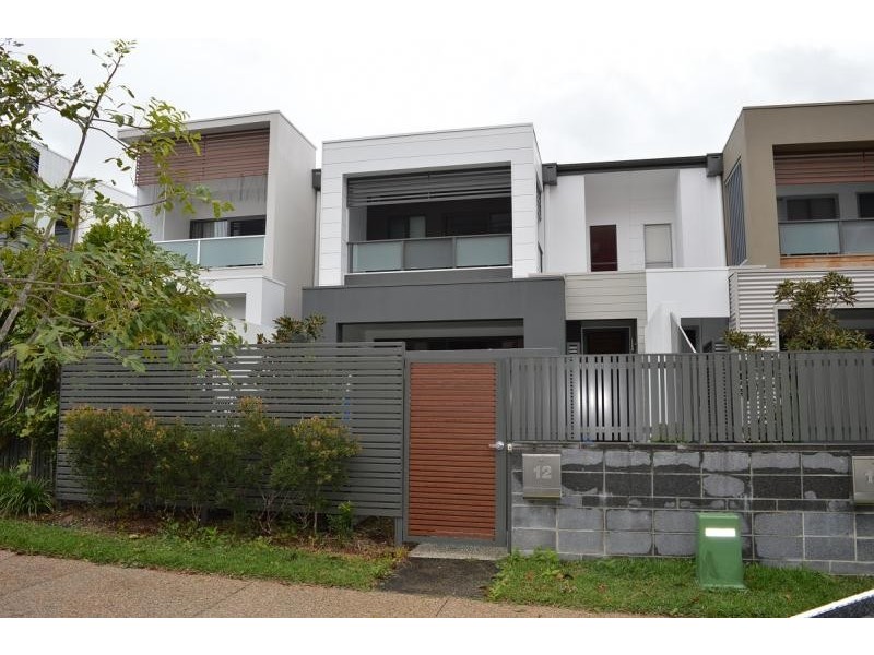 12 Fairlight Avenue, Robina QLD 4226