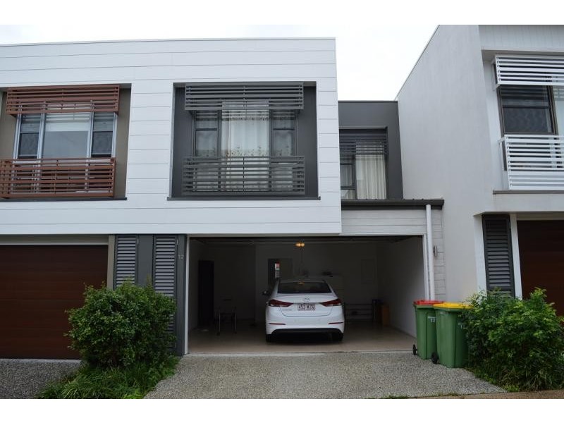 12 Fairlight Avenue, Robina QLD 4226