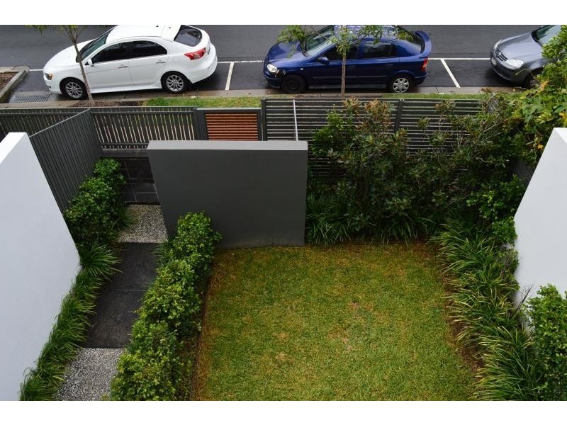 12 Fairlight Avenue, Robina QLD 4226