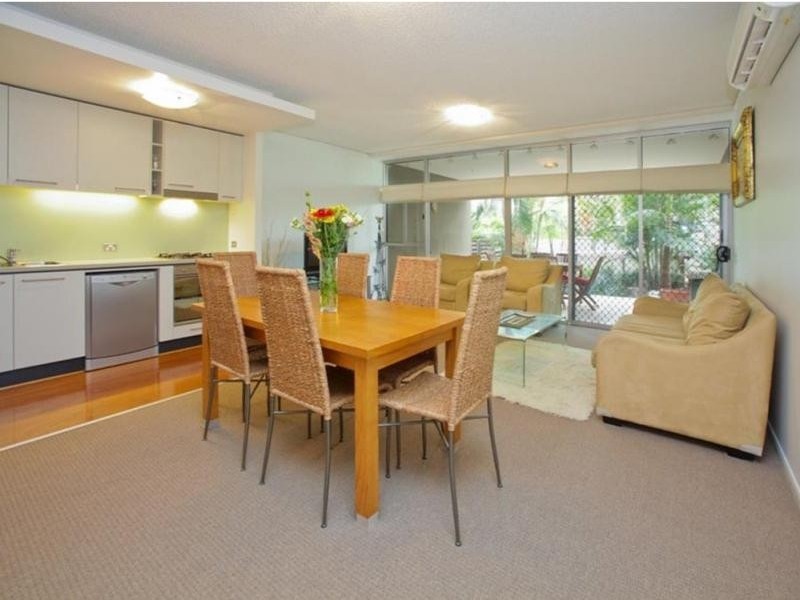 21 Love Street, Bulimba QLD 4171