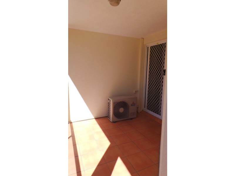 8/7 Johnston Street, Southport QLD 4215