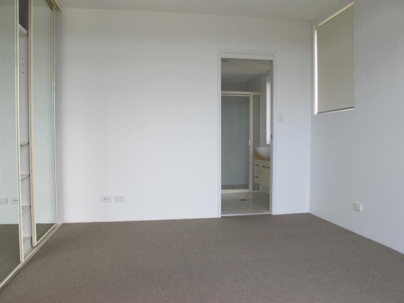 27/22 Riverview Terrace, Indooroopilly QLD 4068