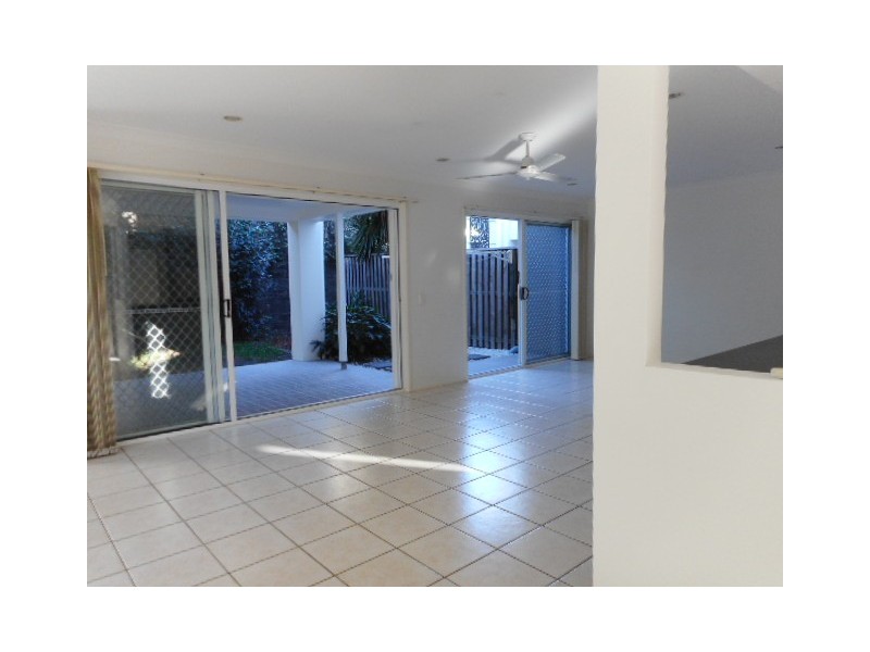 30/29 Lachlan Drive, Wakerley QLD 4154