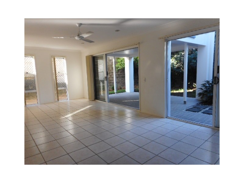 30/29 Lachlan Drive, Wakerley QLD 4154