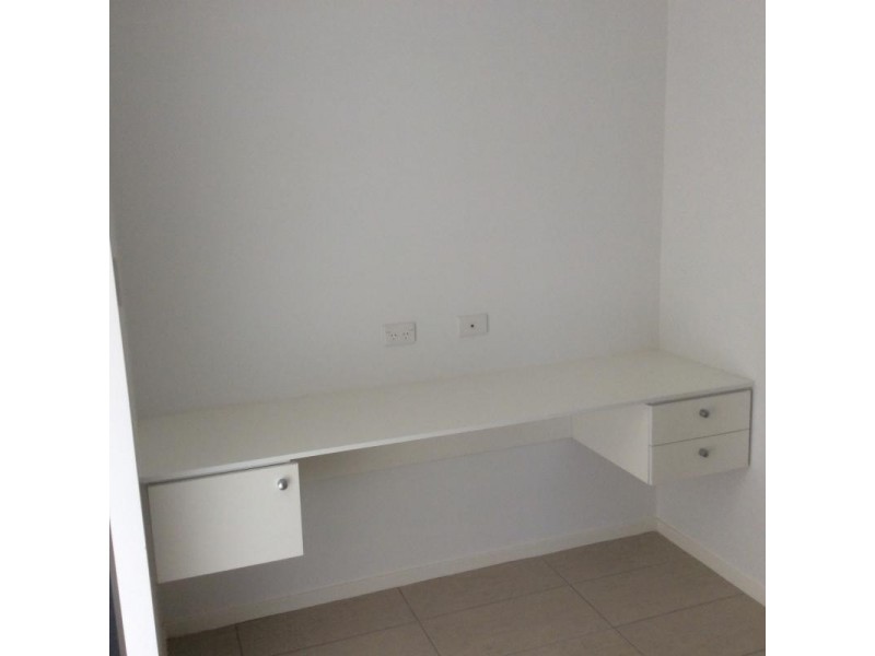 a/21 CLEARWATER STREET, Bethania QLD 4205