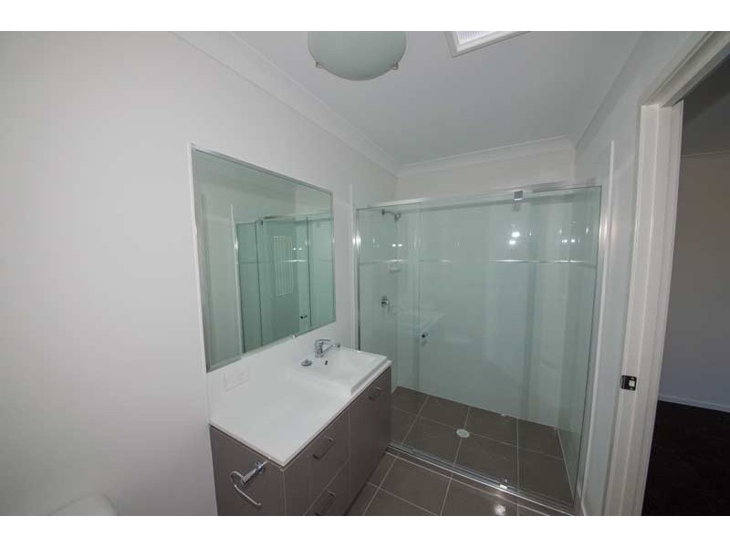 6 Clearwater Street, Bethania QLD 4205