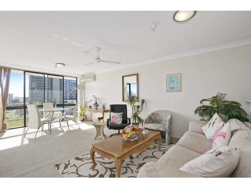 70 Remembrance Drive, Surfers Paradise QLD 4217