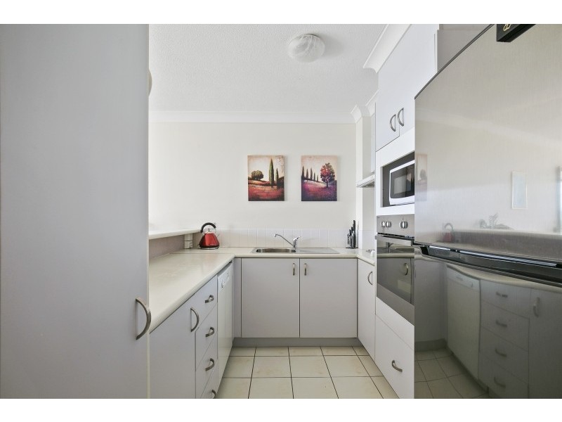 70 Remembrance Drive, Surfers Paradise QLD 4217