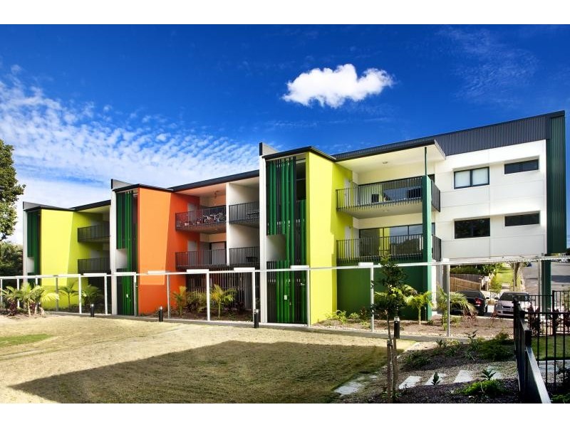 2-4 Garden Tce, Newmarket QLD 4051