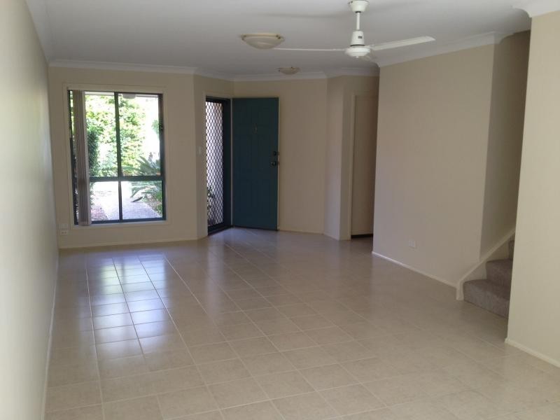2/24 Beattie Road, Coomera QLD 4209