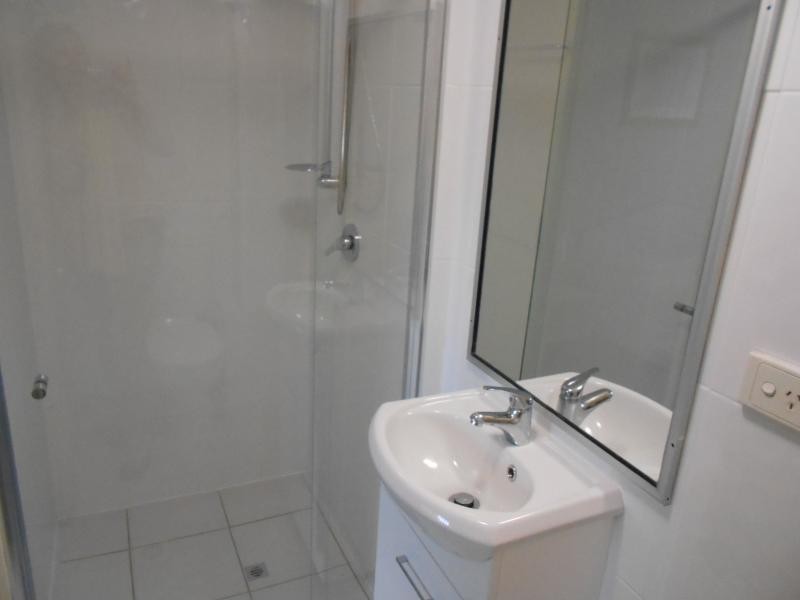 3/3 Whitmore Street, Taringa QLD 4068