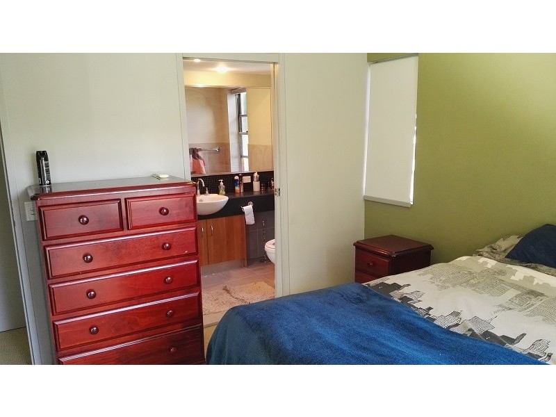 1/33 Clark St, Biggera Waters QLD 4216