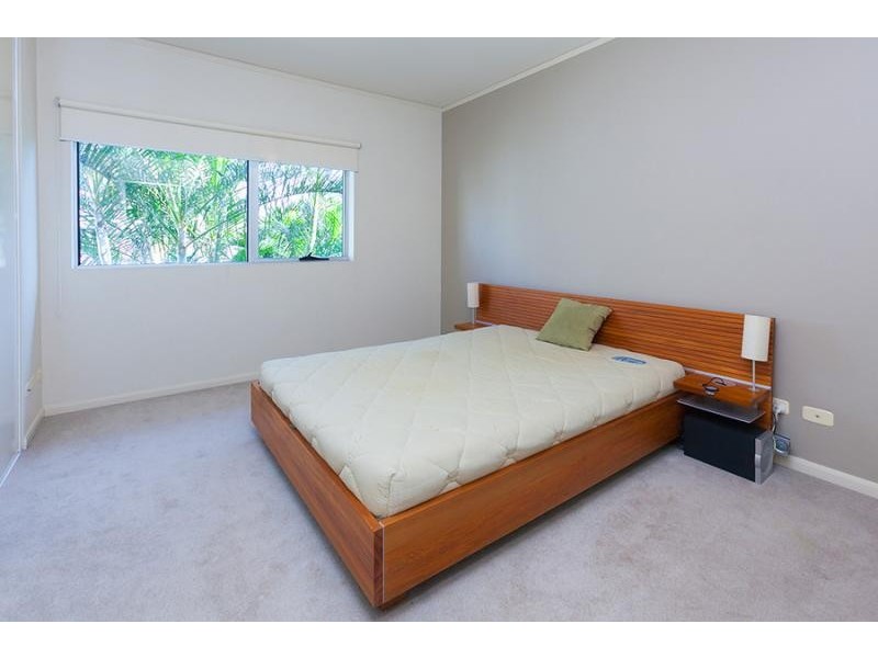 18 Ferry Lane, Bulimba QLD 4171