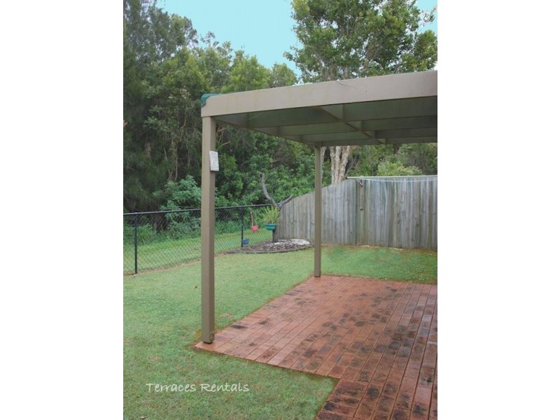 1a/24 Amsonia Court,, Arundel QLD 4214