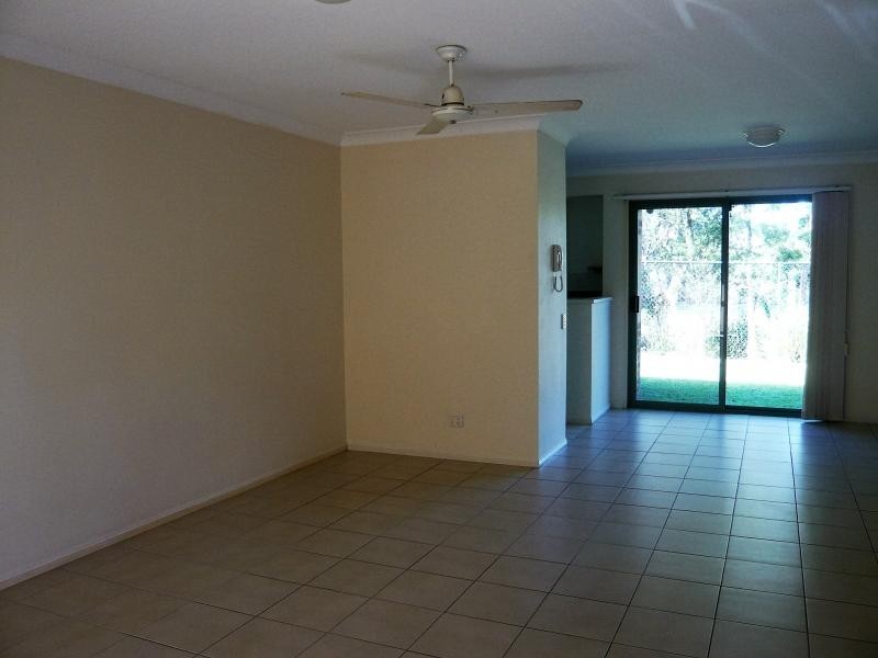 18 Batchworth Road, Molendinar QLD 4214