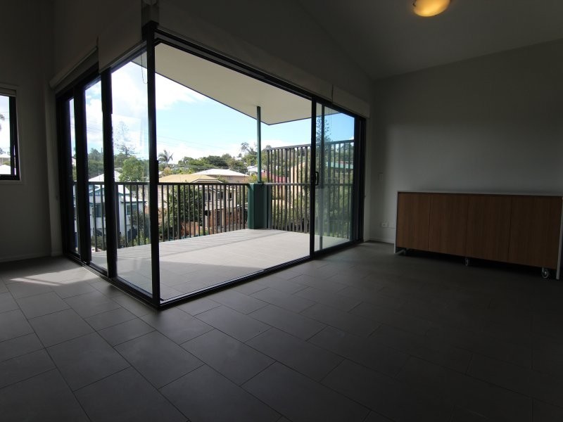 2-4 Garden Tce, Newmarket QLD 4051