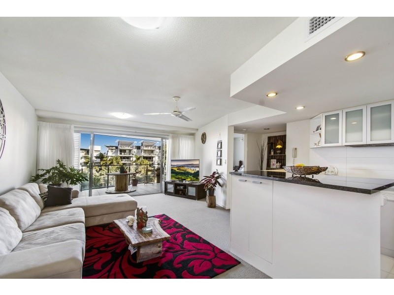 64/57 Grand Parade, Kawana Island QLD 4575