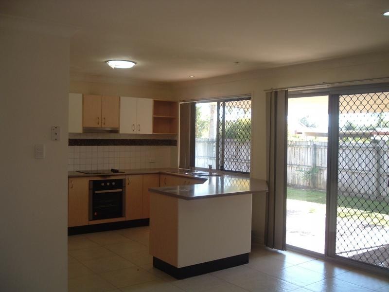 122 First Ave, Marsden QLD 4132