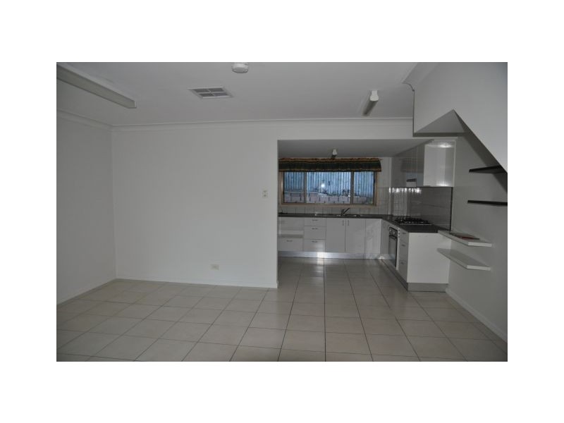 143/17 Marlow Street, Woodridge QLD 4114