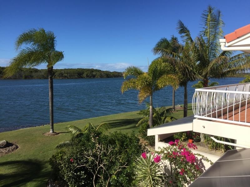 10/81 Boykambil Esp Nth, Hope Island QLD 4212