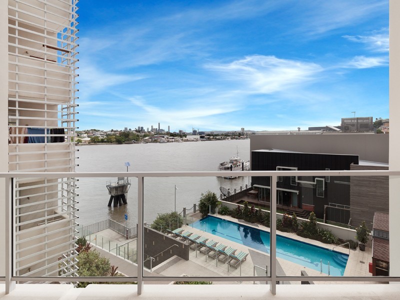 37 Harbour Road, Hamilton QLD 4007