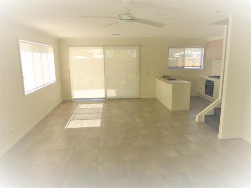 20 Eminence Lane, Bridgeman Downs QLD 4035