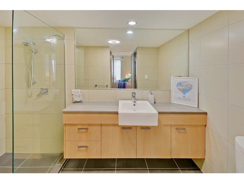 15/57 Grand Parade, Kawana Island QLD 4575