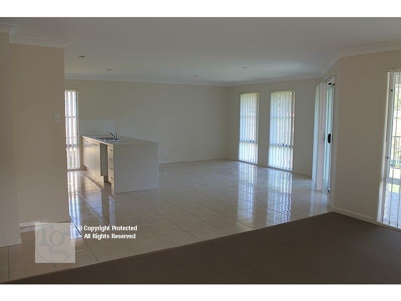 34 Banks Drive, Ormeau QLD 4208