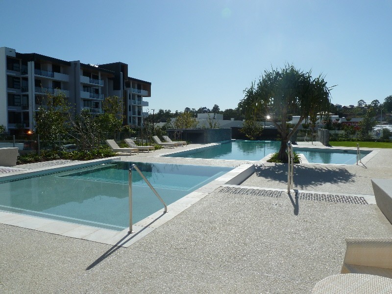 2024/21 Ross Street, Benowa QLD 4217