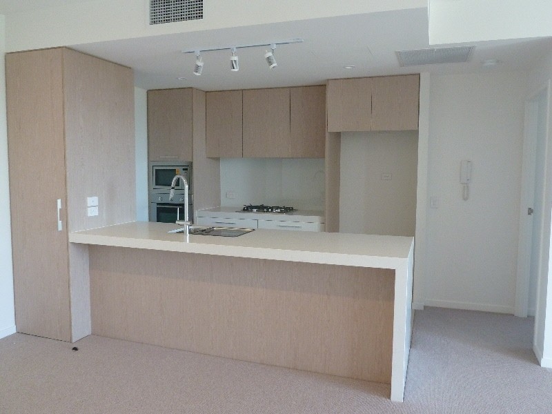 2024/21 Ross Street, Benowa QLD 4217