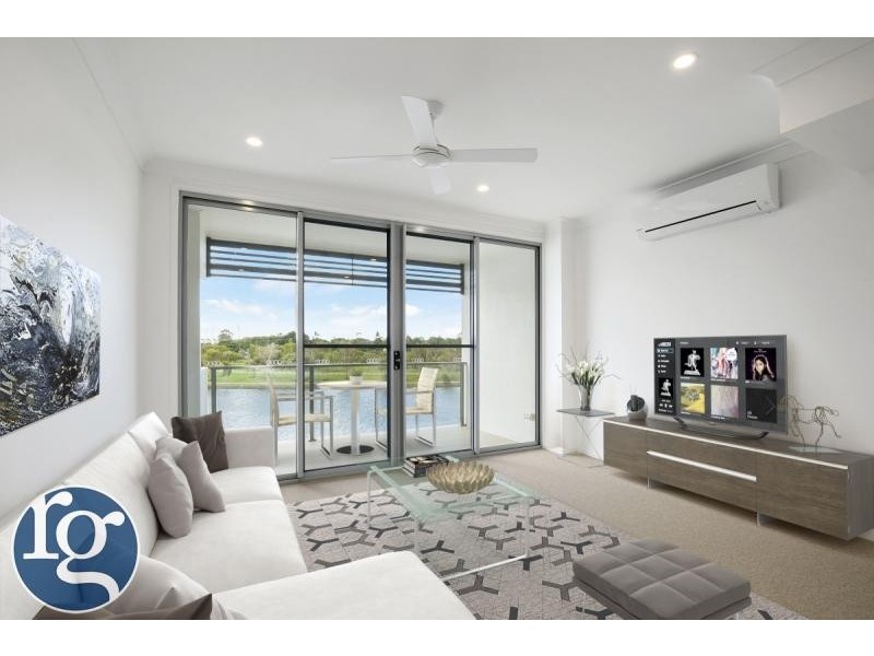 42/3028 The Boulevard, Carrara QLD 4211