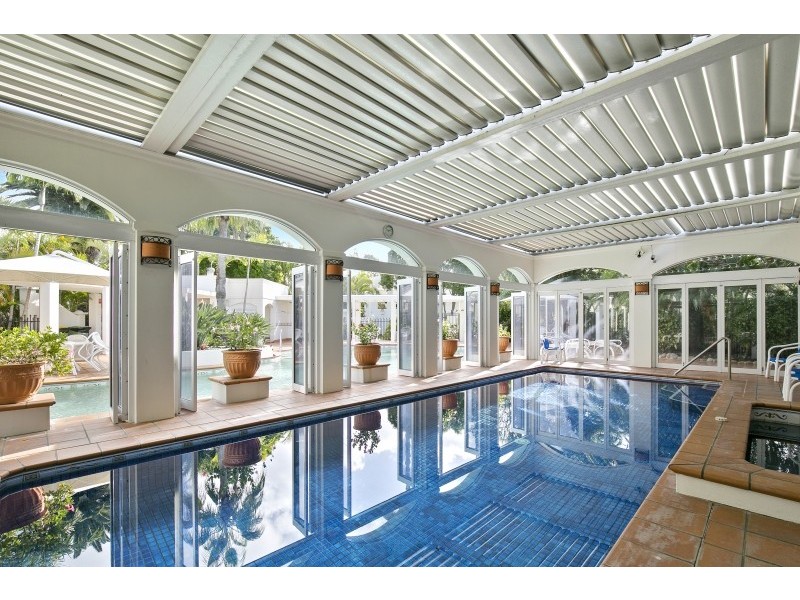 6/100 Cotlew St East, Southport QLD 4215