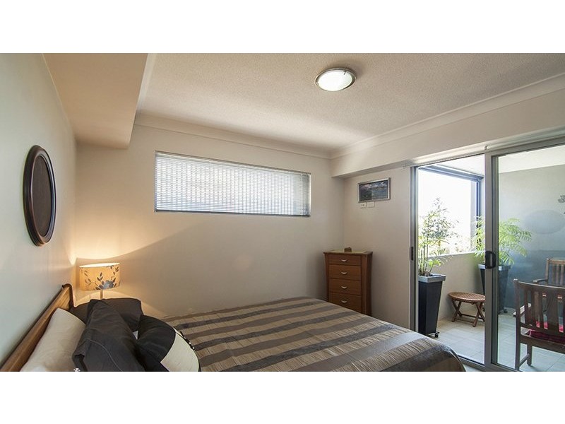 318/23 Playfield Street, Chermside QLD 4032