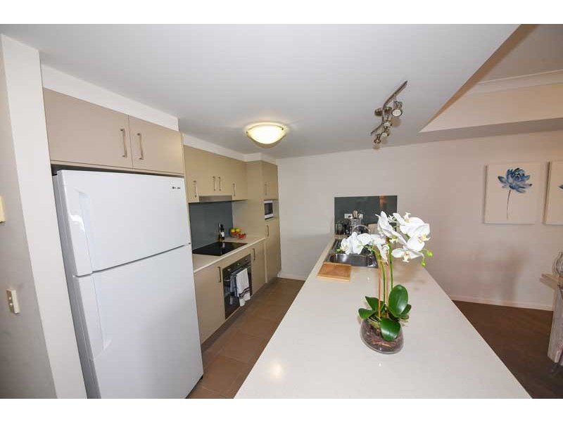 883/51 Playfield Street, Chermside QLD 4032